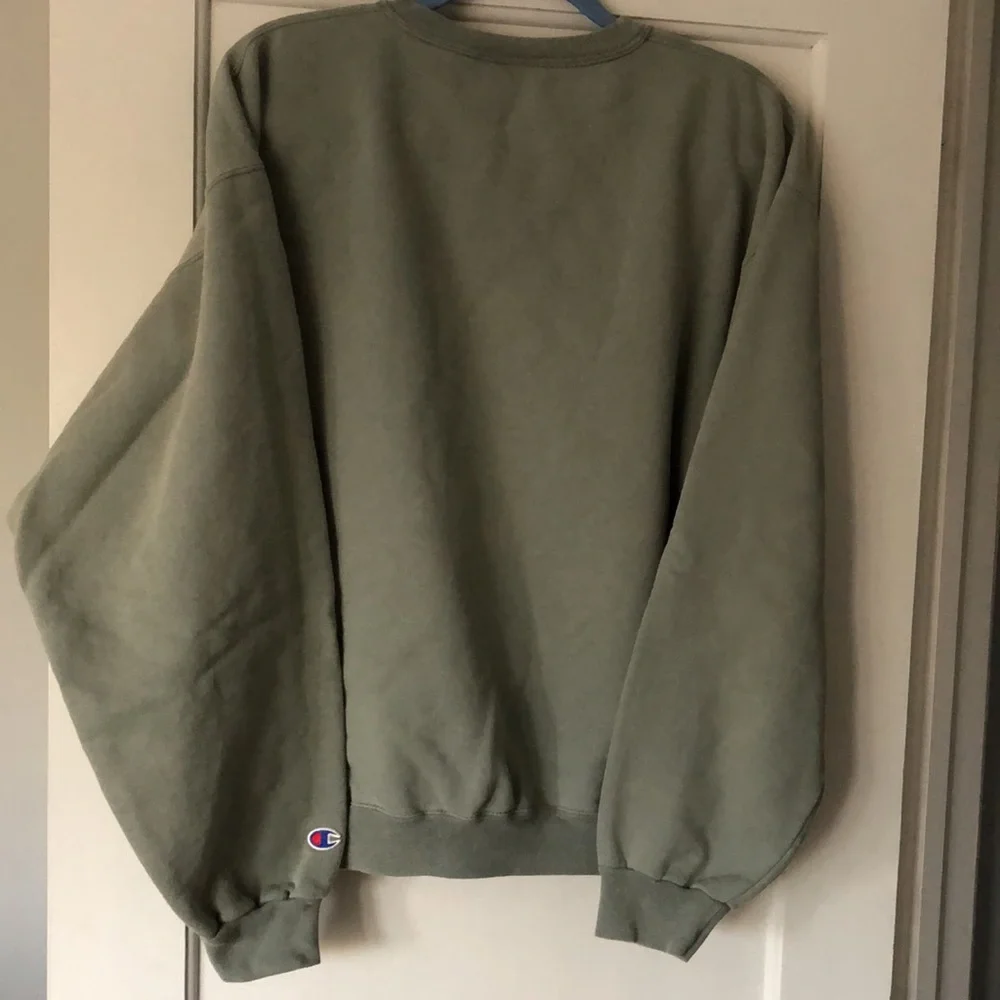 Champion Men’s crew neck sweatshirt. Sage green. Can be unisex. Size XL/TG. EUC - Picture 3 of 5